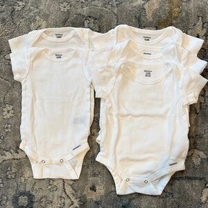 5 Gerber White Short-Sleeve Baby One-Piece Bodysuits